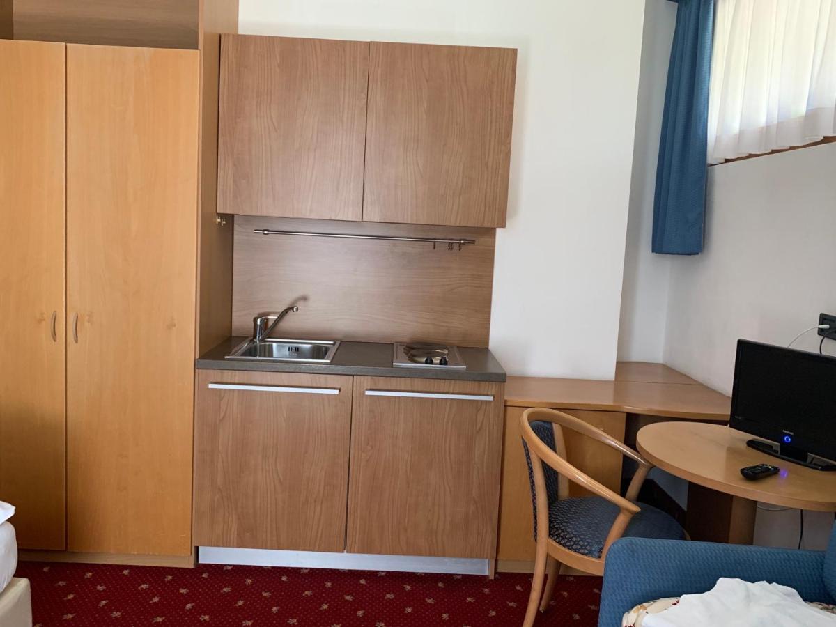 Garni Enrosadira Hotel Vigo di Fassa Luaran gambar