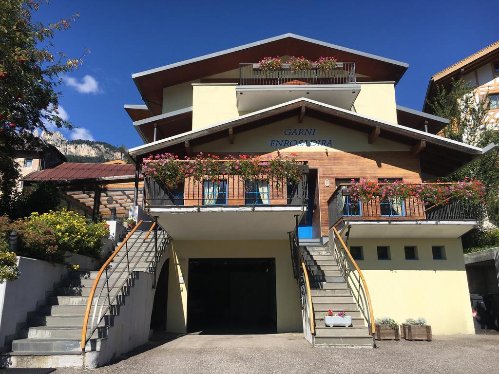 Garni Enrosadira Hotel Vigo di Fassa Luaran gambar